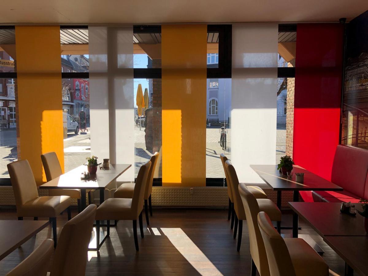 Montana Hotel Koeln-Bonn Airport Тройсдорф Екстериор снимка
